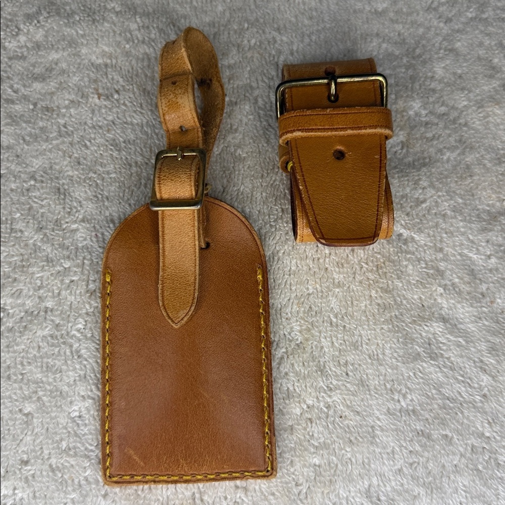 Vintage Louis Vuitton Luggage Tag and Poignier in Vachetta Leather (13N) - Picture 2 of 8